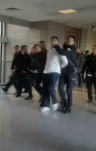 İstanbul Adalet Sarayı'nda hareketli anlar! Cezayı duydu kaçmaya çalıştı