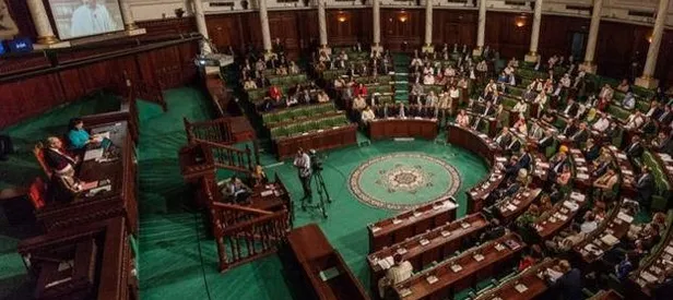Tunus'ta olağanüstü hal 3 ay daha uzadı