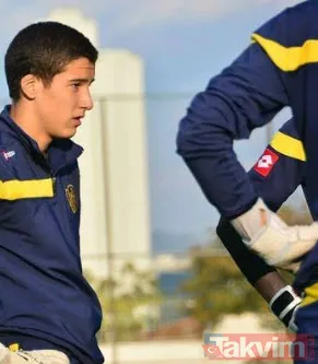 Şimdilerde Fenerbahçe formasını terletiyor... Bu sevimli miniğin kim olduğunu çıkarabildiniz mi? - 18