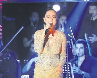 ‘Aşık’la sahnede!