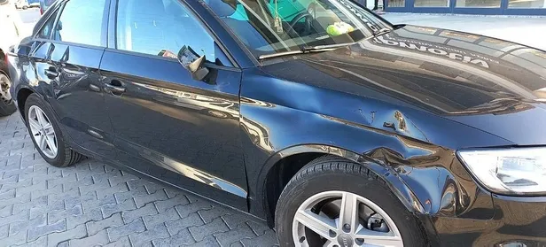 balikesirde-ata-carpan-kadin-surucu-gozyasina-boguldu-1635177712329.jpeg Balıkesir'de ata çarpan kadın sürücü gözyaşlarına boğuldu-3