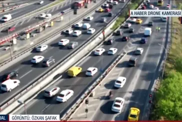 İstanbul'da sabah trafiği! Tatil dönüşü trafik yoğunluğu var mı?