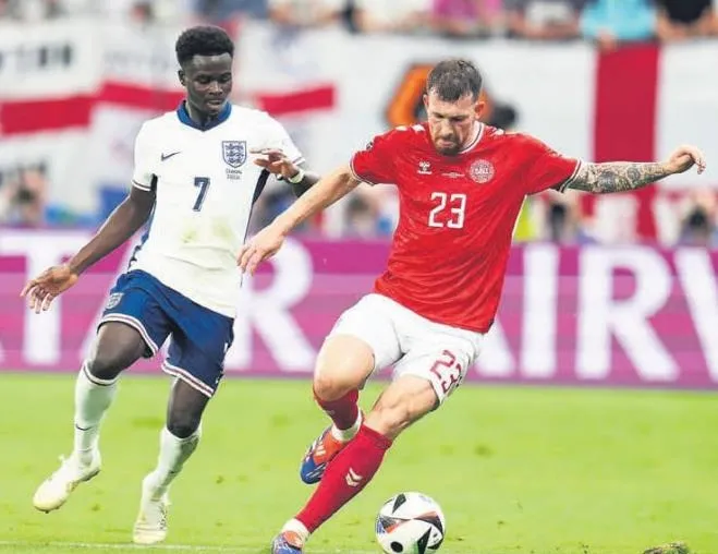 İngiltere geleneği bozmadı