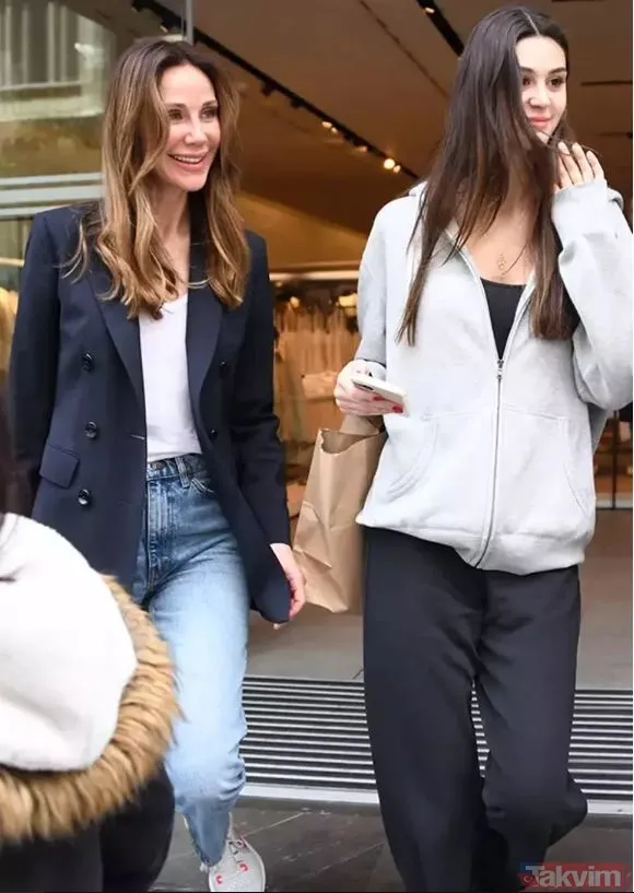 Demet Şener “Anne-kız günü” deyip paylaştı! 13 yıllık evliliğin meyvesi! İbrahim Kutluay’ın ilk göz ağrısına bakın: “Boynuz kulağı geçmiş” - 23