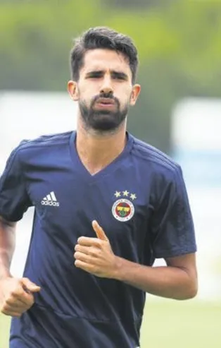 Listenin başında Alper var