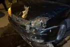Eskişehir'de iki otomobil çarpıştı: 1'i çocuk 7 kişi yaralandı! Kaza anı güvenlik kamerasına yansıdı