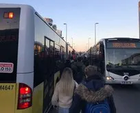 İstanbul’da yine metrobüs arızası!