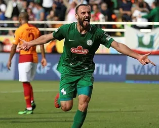 Galatasaray Vedat Muriçi bitiriyor! İmza çok yakın