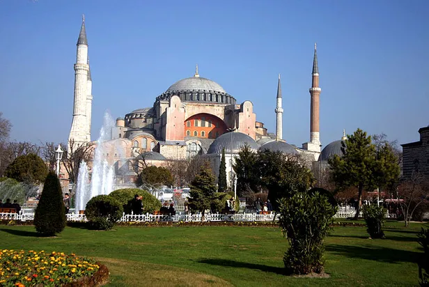 Ayasofya için tarihi gün! Ayasofya yeniden cami mi oluyor?-3