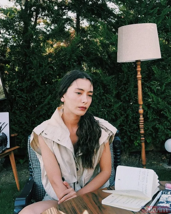 Neslihan Atagül’ün pozlarına tepki yağdı! “Gereksiz çıplaklık” Gözler 7 yıllık eşi Kadir Doğulu’da! İhanet, ifşa, alyans derken... - 6