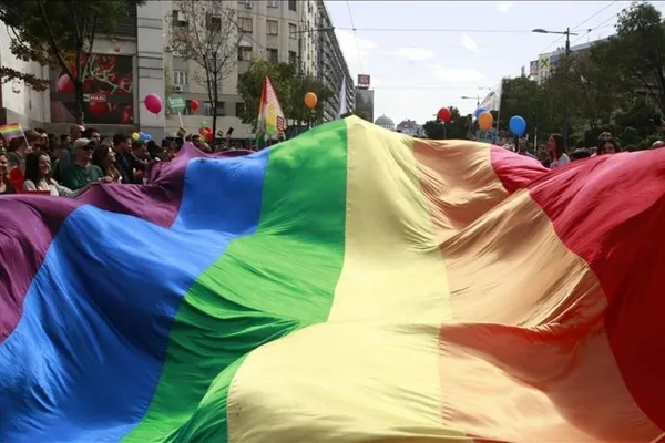 lgbt-terorune-sasirtmayan-destek-chpli-ilhan-cihanerden-skandal-sozler-cesur-hareket-edilmesi-lazim-1687176235447.jpeg CHP'den LGBT terörüne açık destek! İlhan Cihaner'den skandal sözler: Cesur hareket edilmesi lazım - 2