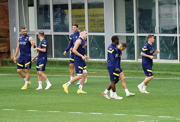 fenerbahce-austria-wien-canli-mac-izle-fb-austria-wien-maci-canli-izle-exxen-bedava-kesintisiz-sifresiz-1661442686133.jpg FB - Austria Wien maçı kaç kaç bitti? Fenerbahçe Austria Wien MAÇ SONUCU!-2