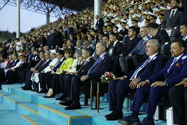 baskan-erdogansubay-ve-astsubay-mezuniyet-toreninde-onemli-aciklamalarda-bulundu-1692728208139.jpeg