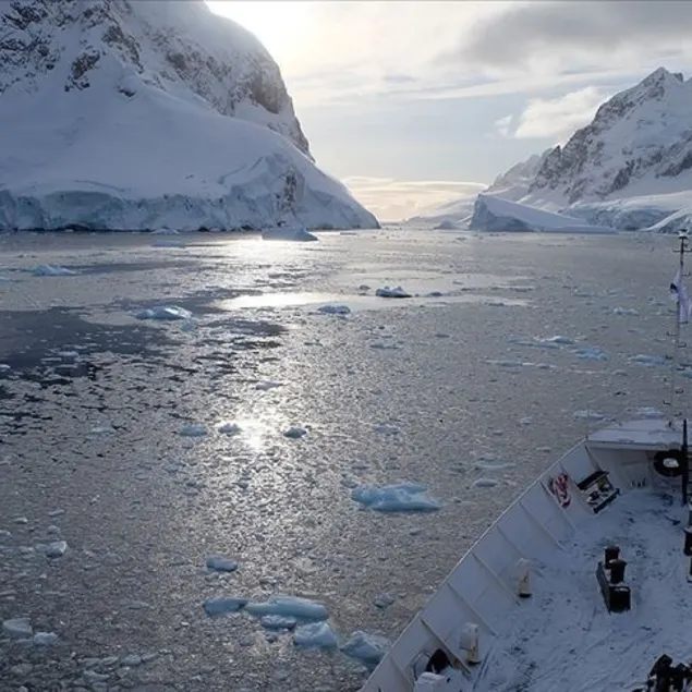 Buzulların altında radyo sinyalleri