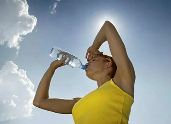 Uzmanlar uyardı! Sıcak havalar kronik hastalığı olanları tehdit ediyor-4