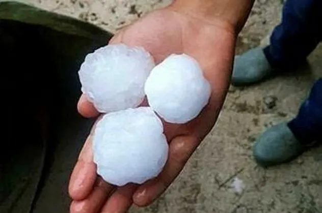 Kastamonu'da dolu ve sağanak etkili oldu | Meteoroloji bir kez daha uyardı