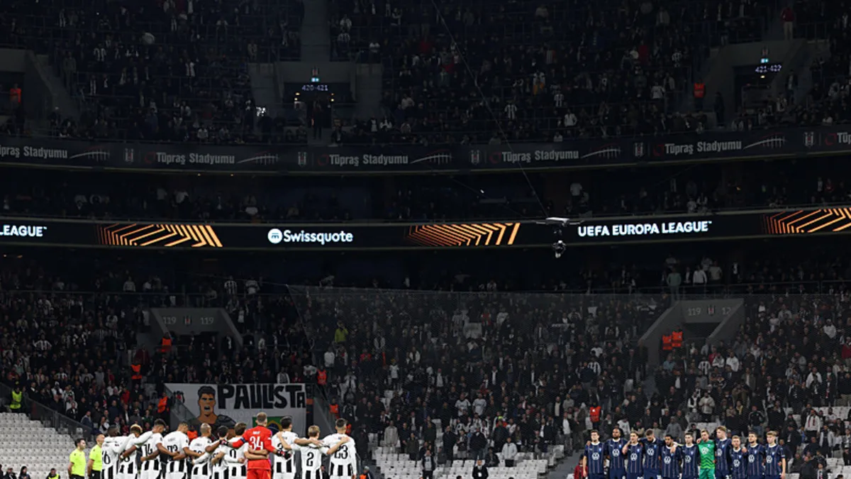Beşiktaş tribünlerinden İsrail'e tepki!