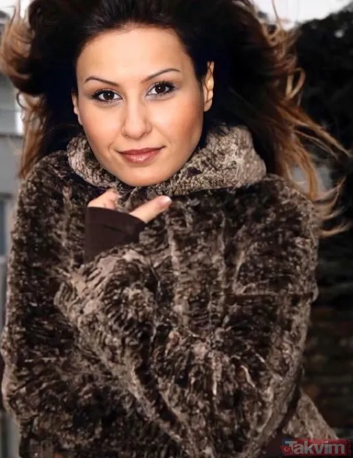 Dilan Çiçek Deniz yarı çıplak haliyle açıkladı! İzlandalı sevgilisi Thor Saevarsson ile evlilik hazırlığındaki Dilan'dan kötü haber! - 8