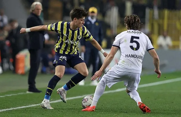 fenerbahce-bitime-4-dakika-kala-buldugu-golle-ankragucunu-devirdi-1681601490777.jpeg