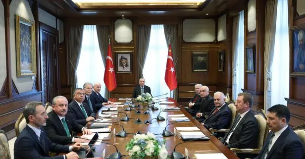 Başkan Erdoğan YİK üyeleriyle bir araya geldi: Ana gündem aile!