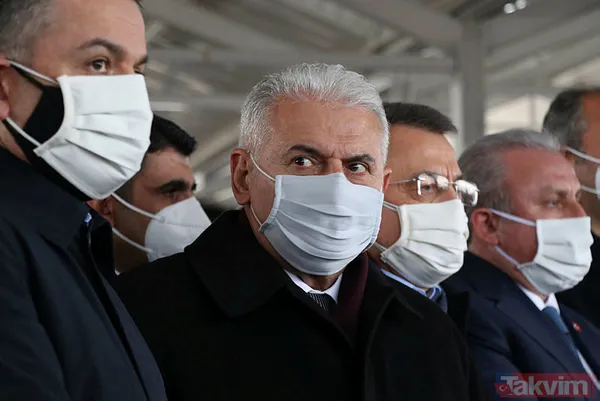 Adalet Bakanı Abdulhamit Gül'ün annesi aile mezarlığına defnedildi - 14