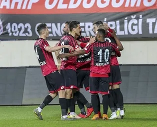 Gençlerbirliği zirveye oturdu