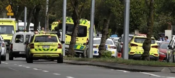Yeni Zelanda’da camiye silahlı saldırı