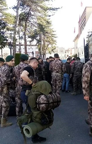 Son dakika: Bakan Soylu duyurmuştu...  Polis Özel Harekat, sınır hattına gidiyor!