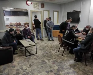 Kahvehaneye polis baskını kamerada