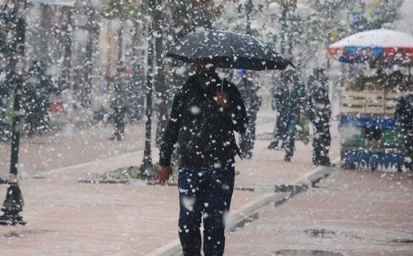 Hava durumu: Meteoroloji uyardı! Yılın ilk karı geliyor... İstanbul ve Ankara hava durumu-1