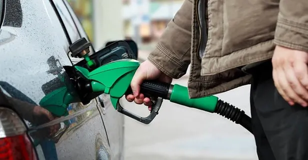 Benzin, mazot ve LPG fiyatı ne kadar oldu? 4 Nisan Ankara, İstanbul, İzmir akaryakıt litresi kaç TL?