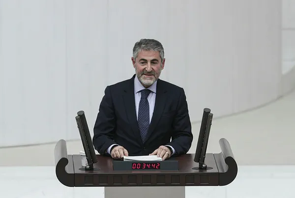 son-dakika-hazine-ve-maliye-bakani-nureddin-nebatiden-flas-doviz-kuru-ve-enflasyon-aciklamasi-1643871012527.jpg