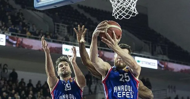 Euroleague'de Anadolu Efes liderliğini sürdürdü!
