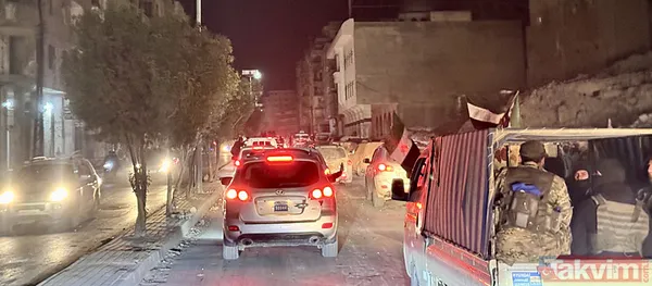 Esad rejiminin yıkılması sonrası Suriye meydanları bayram yeri! Şam, Halep, Humus... Başkan Erdoğan'a teşekkür - 22