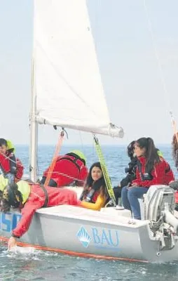 Denizle tanıştılar