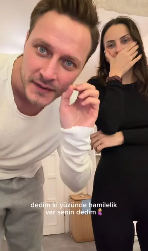 burak-celik-ikinci-kez-baba-mi-oluyor-ece-celik-hamile-mi-1774596533010.jpg Ece Çelik müjdeyi böyle duyurdu! Burak Çelik 8 ay sonra ikinci kez baba oluyor!-4