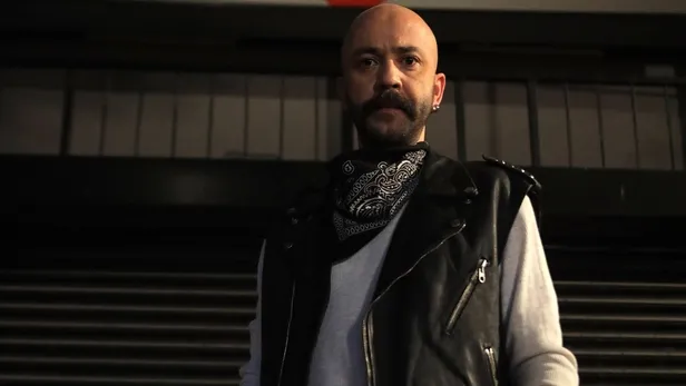 senaryoda-hepsi-felaketi-yasadi-show-tv-dizisi-icin-sonun-baslangici-tas-tas-ustunde-birakmayacak-1621931327118.jpg Senaryoda hepsi felaketi yaşadı! Show TV dizisi için sonun başlangıcı! Taş taş üstünde bırakmayacak-7