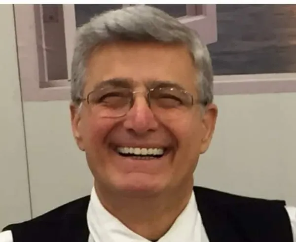 son-dakika-sanatci-ahmet-turan-san-vefat-etti-baba-acisiyla-sarsilan-onur-sanin-paylasimi-yurek-yakti-1643819569870.jpg Son dakika: sanatçı Ahmet Turan Şan vefat etti! Baba acısıyla sarsılan Onur Şan'ın paylaşımı yürek yaktı-7