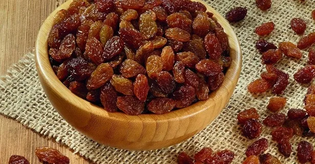 Kana, kemiğe, yaşlanmaya karşı kuru üzüm!