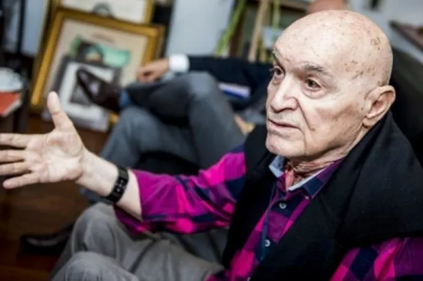 son-dakika-hincal-uluc-oldu-mu-neden-oldu-hincal-uluc-kimdir-nereli-kac-yasindaydi-hastaligi-neydi-1668981522628.jpg Son dakika: Hıncal Uluç öldü mü, neden öldü? Hıncal Uluç kimdir, nereli, kaç yaşındaydı? Hastalığı neydi? Evli mi, eşi kim?-2