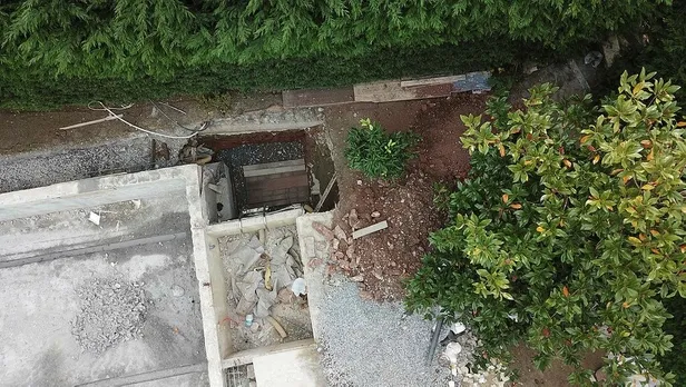 interpolun-kirmizi-bultenle-aradigi-sirp-cete-lideri-zeljko-bojanic-sariyerde-yakalandi-1667760655694.jpeg Interpol'ün kırmızı bültenle aradığı Sırp çete lideri Zeljko Bojanic Sarıyer'de yakalandı-4