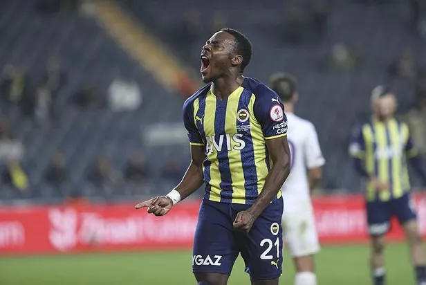 fenerbahce-ziraat-turkiye-kupasinda-bir-ust-tura-yukseldi-fenerbahce-2-0-afjet-afyonspor-1640812471867.jpeg Fenerbahçe, Ziraat Türkiye Kupası'nda bir üst tura yükseldi (Fenerbahçe 2-0 Afjet Afyonspor)-2