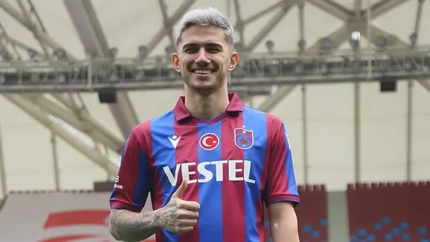 SON DAKİKA: Trabzonspor'da sakatlık şoku: Berat Özdemir, Erzurumspor maçı kadrosuna alınmadı-1