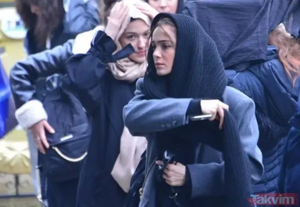 Babası 47 yaşında kan kanserinden hayatını kaybetmişti! Genç oyuncu Helin Kandemir'in babasının tabutu başında gözyaşlarına hakim olamadı - 6