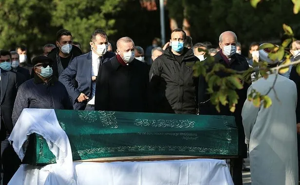 SON DAKİKA: Ticaret Bakanı Ruhsar Pekcan'ın annesine son veda! Başkan Erdoğan da törene katıldı-2