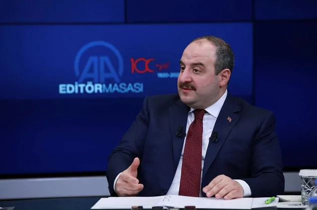 Bakan Varank açıkladı: Türk bilim insanları Antarktika'ya ulaştı