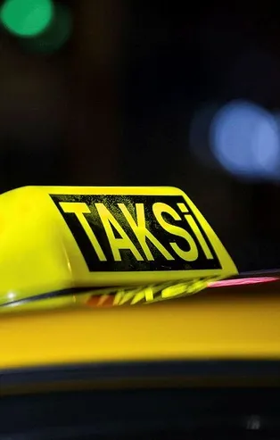 Son dakika: Taksilerde koronavirüs uygulaması başladı! Kurala uymayan taksiciye ilk ceza kesildi