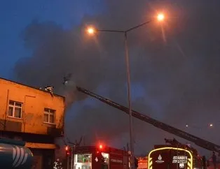 Beykoz’da iki bina alev alev yandı