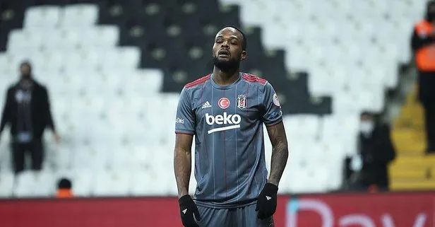 Beşiktaş’ta top koşturan Cyle Larin’den ayrılık mesajı