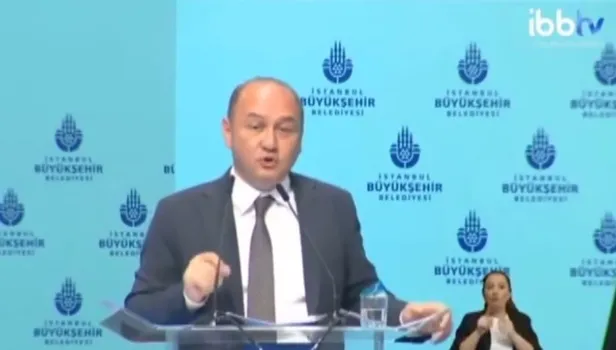 Marmara Denizi müsilaj işgalindeyken CHP'li Tarık Balyalı: "Silahtarağa Arıtma Tesisi Projesi iyi ki iptal edilmiş"